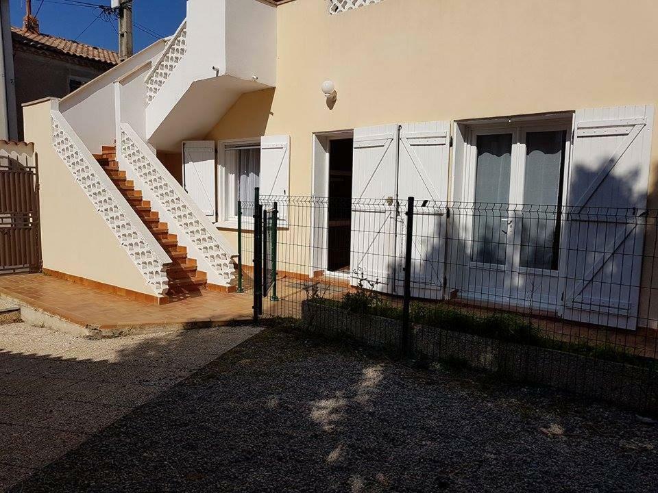 Апартаменты Location Saisonniere Coursan Экстерьер фото
